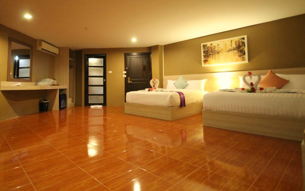Baywatch Boutique Hotel Ao Nang Krabi town Dış mekan fotoğraf