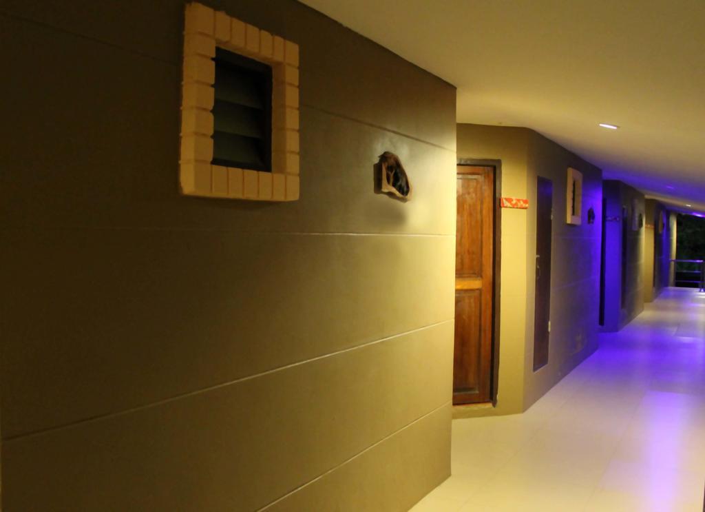 Baywatch Boutique Hotel Ao Nang Krabi town Dış mekan fotoğraf